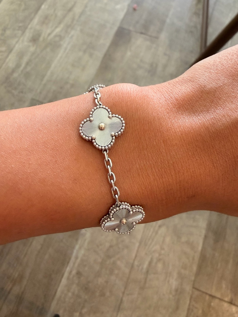 Floral Clover Station Bracelet - VCA 5 motifs 18k white gold